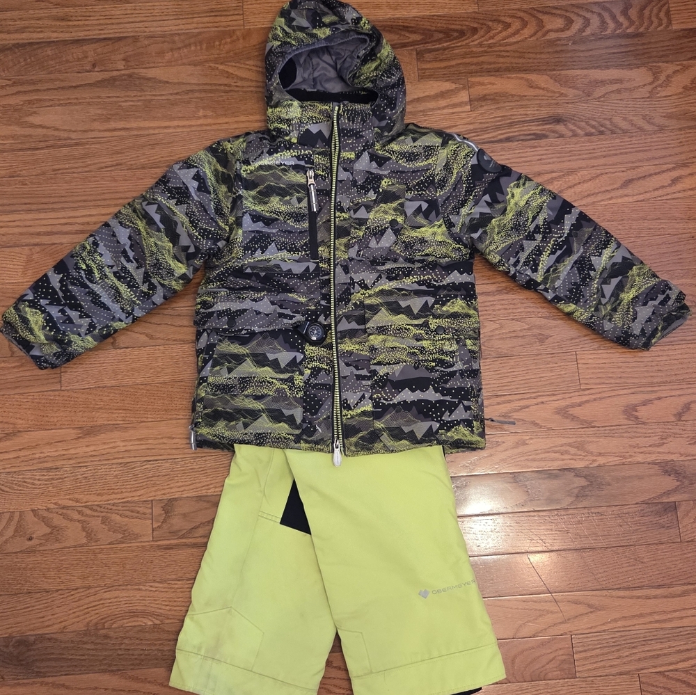 Obermeyer Gray and Lime Jacket 6/7 Y